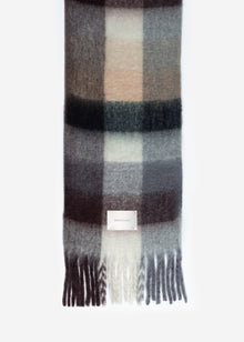 Checkered fluffy scarf - brown