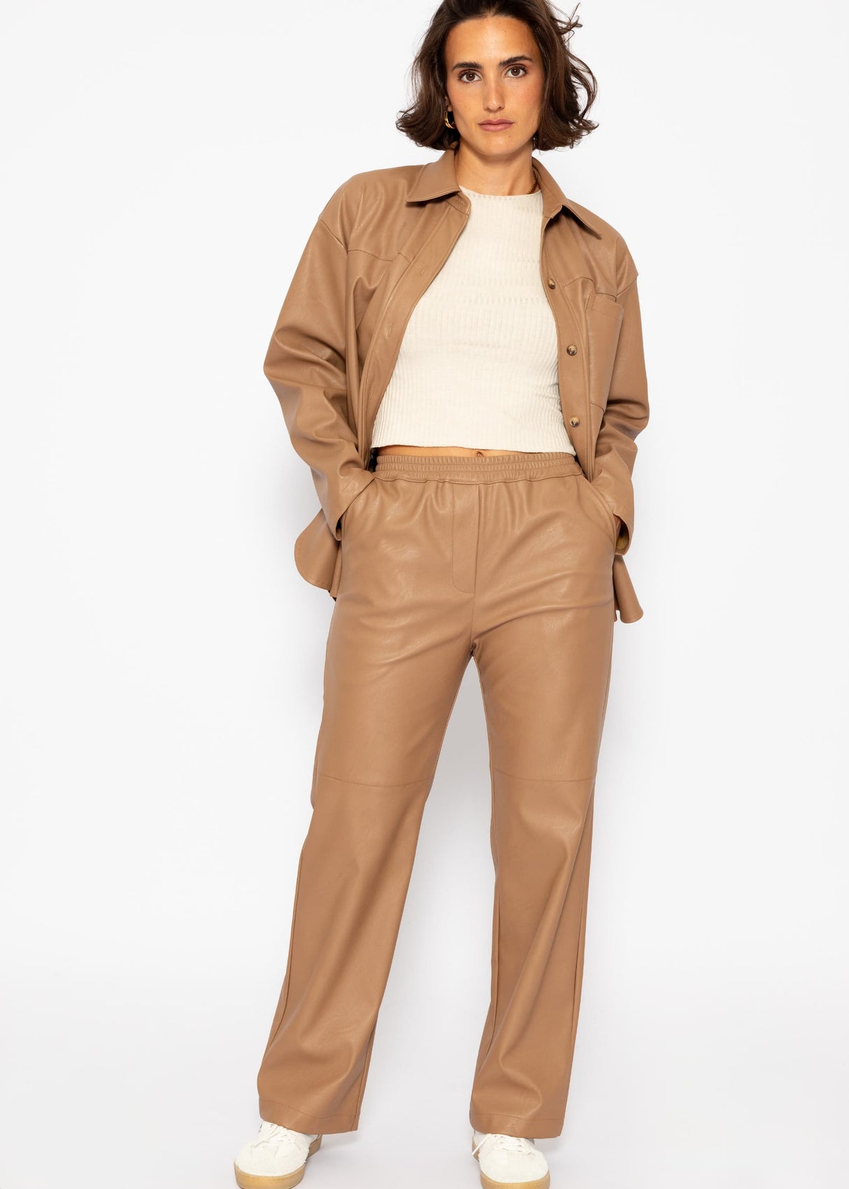Faux leather pants - camel