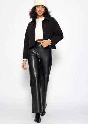 Kurze Jacke mit Innenfutter - schwarz