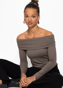 Langarmshirt mit Carmenausschnitt - taupe