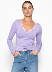Langarmshirt mit Spitzenausschnitt - flieder