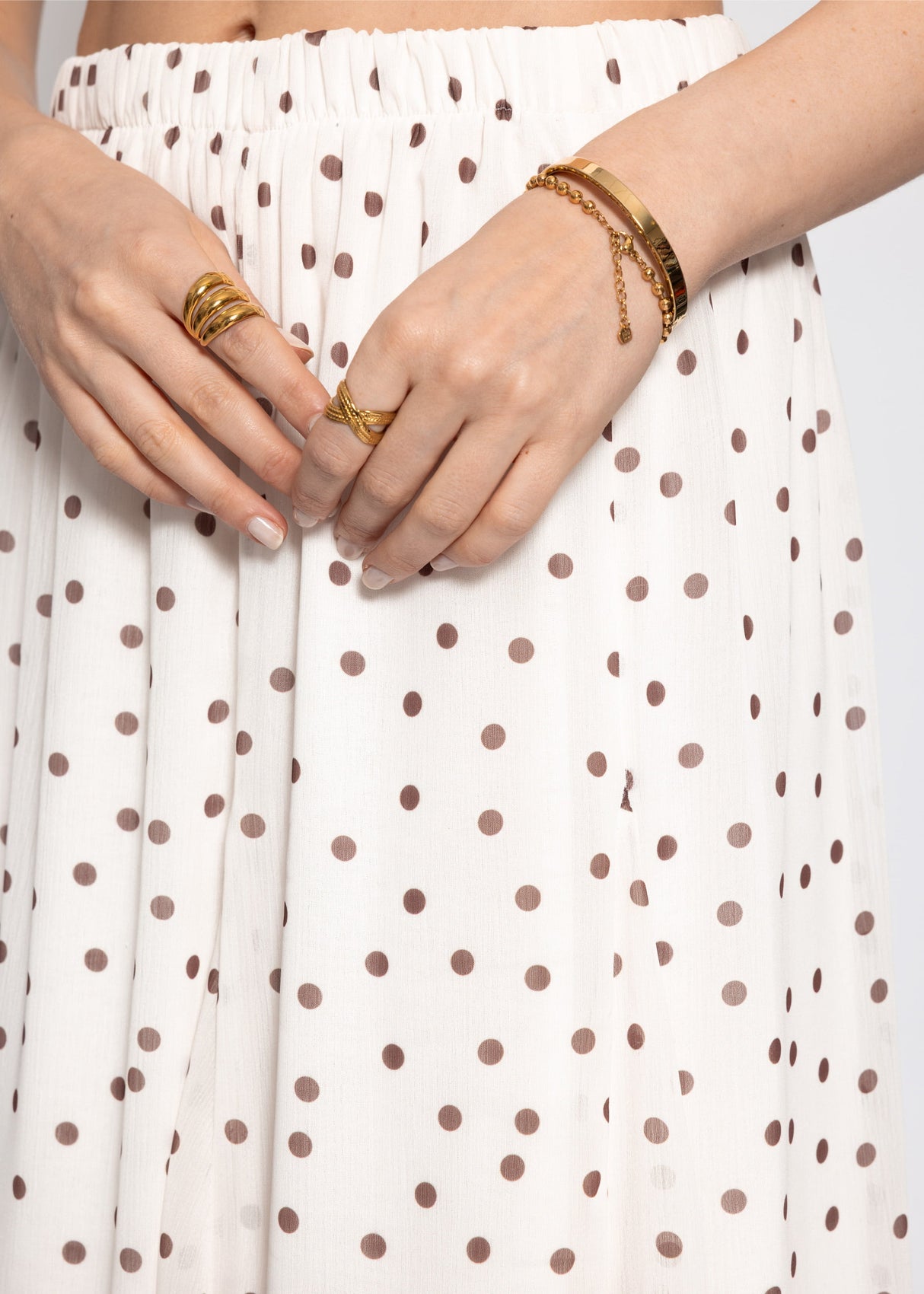 Long chiffon skirt with dot pattern - offwhite