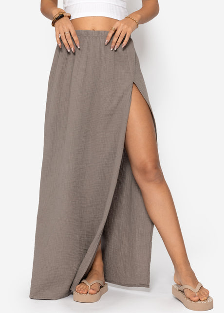 Langer Musselin Rock mit hohem Schlitz - taupe von SASSYCLASSY