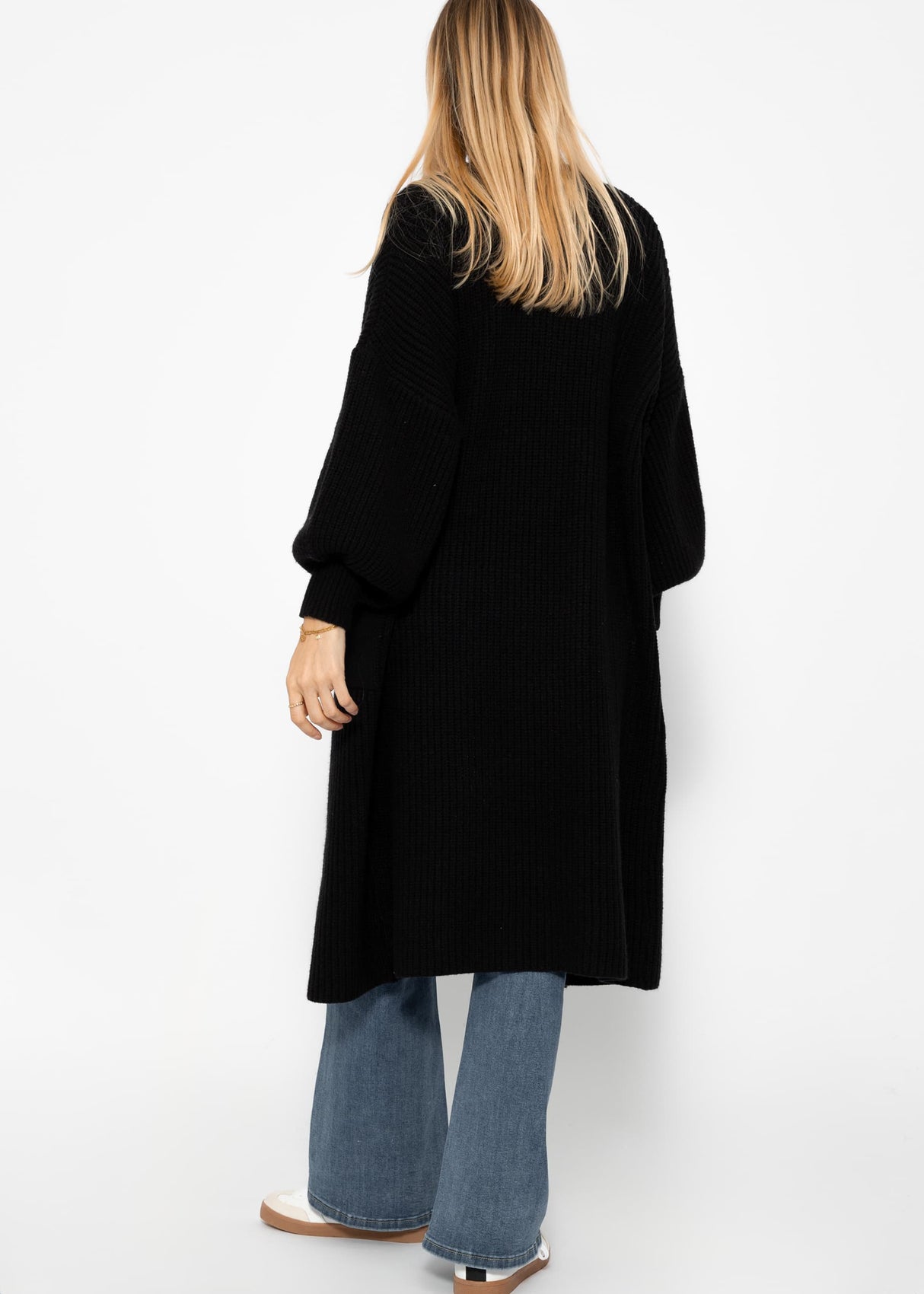 Langer super soft Cardigan mit Taschen - schwarz