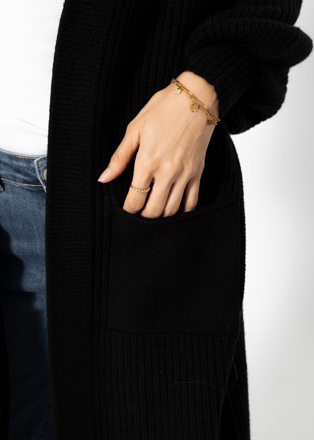 Langer super soft Cardigan mit Taschen - schwarz