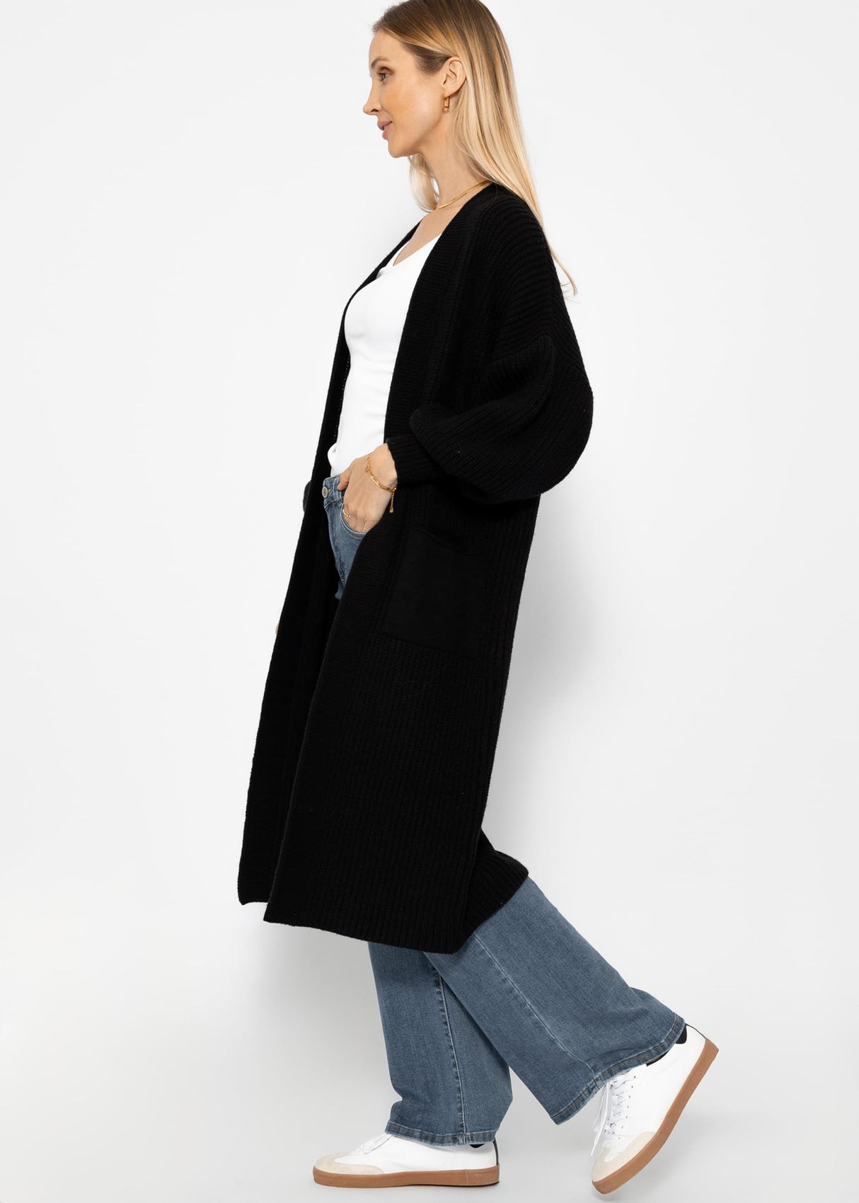 Langer super soft Cardigan mit Taschen - schwarz