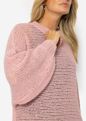 Loose-knitted sweater with batwing sleeves - pink
