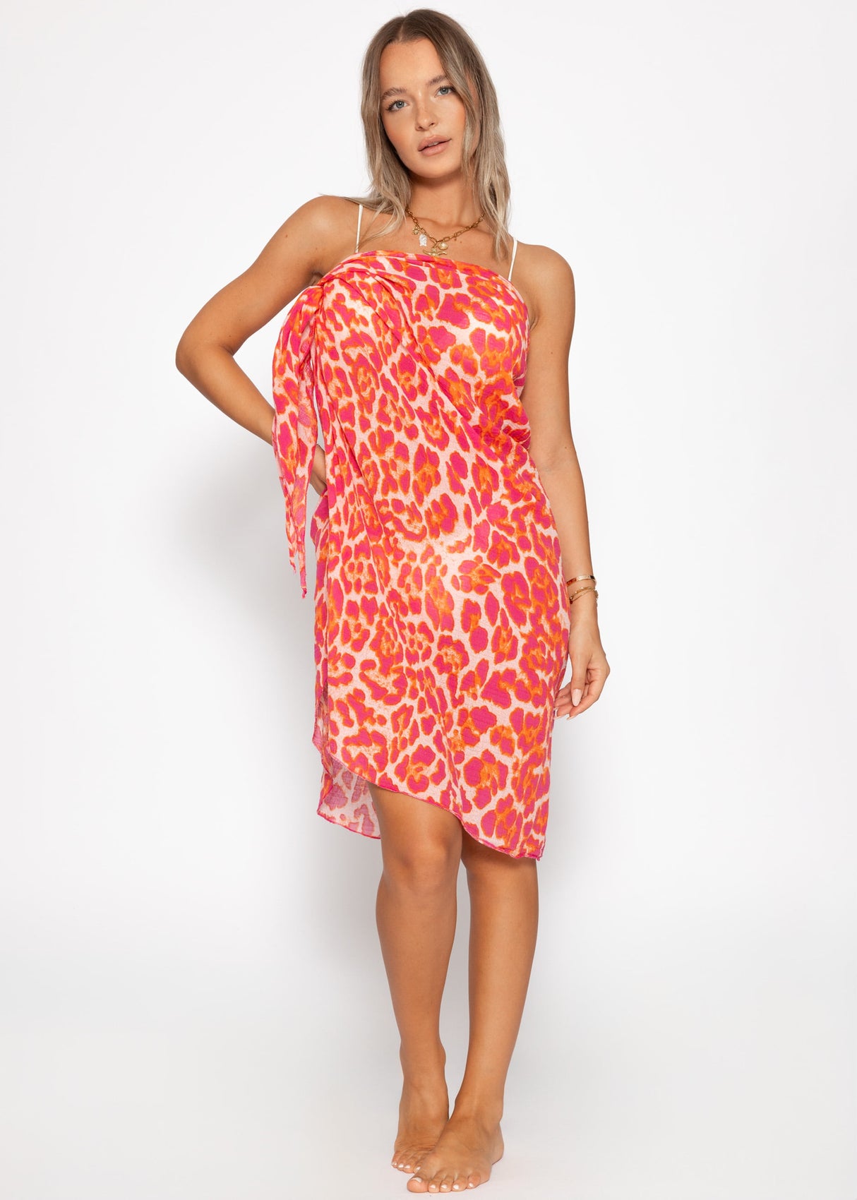 Musselin Beach Pareo with Leo Print - Pink