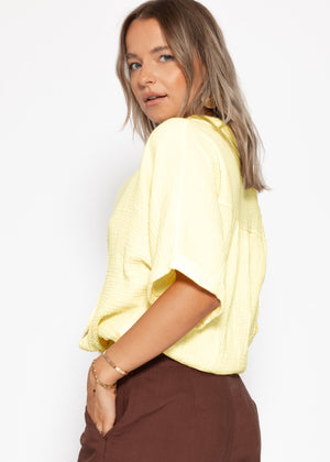 Musselin blouse with a pull tape - butter yellow