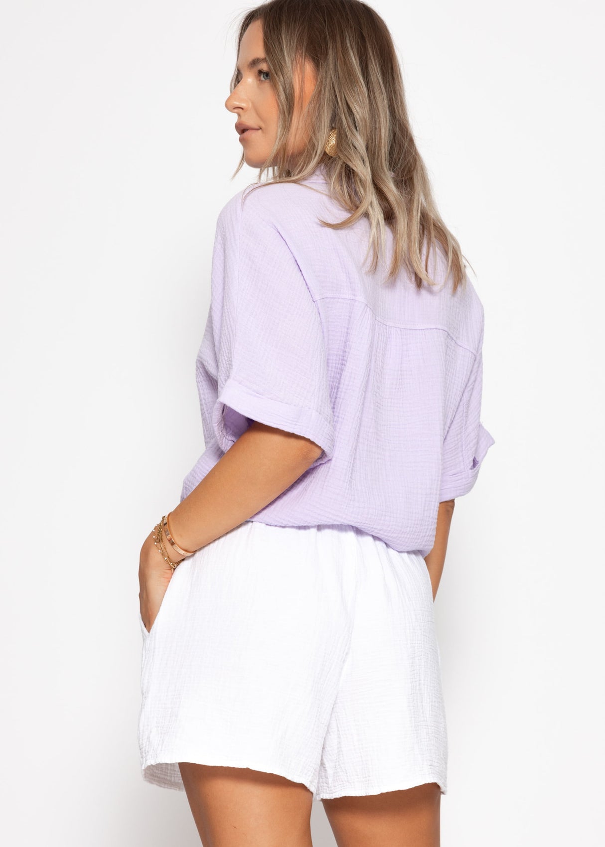 Musselin blouse with a train tape - lilac