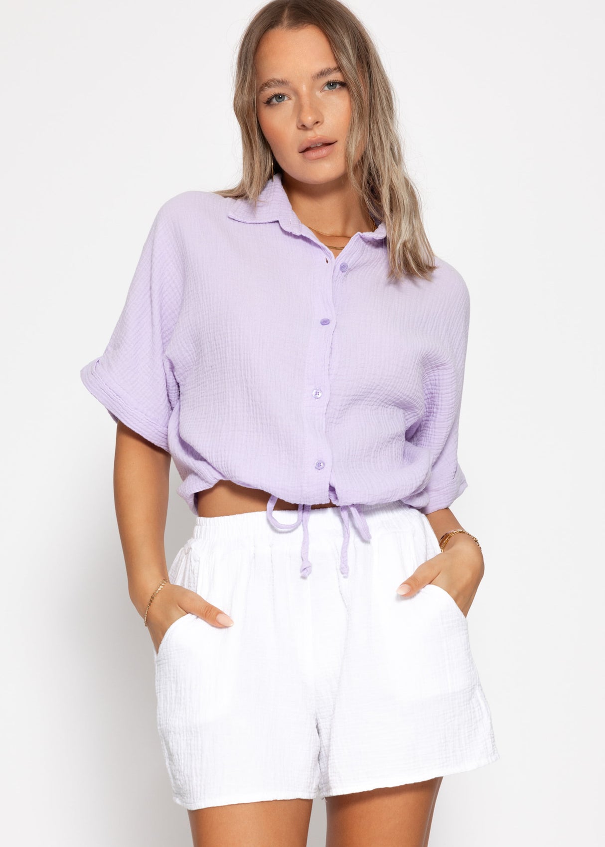 Musselin blouse with a train tape - lilac