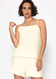 Musselin Pyjamatop with lace border - butter yellow