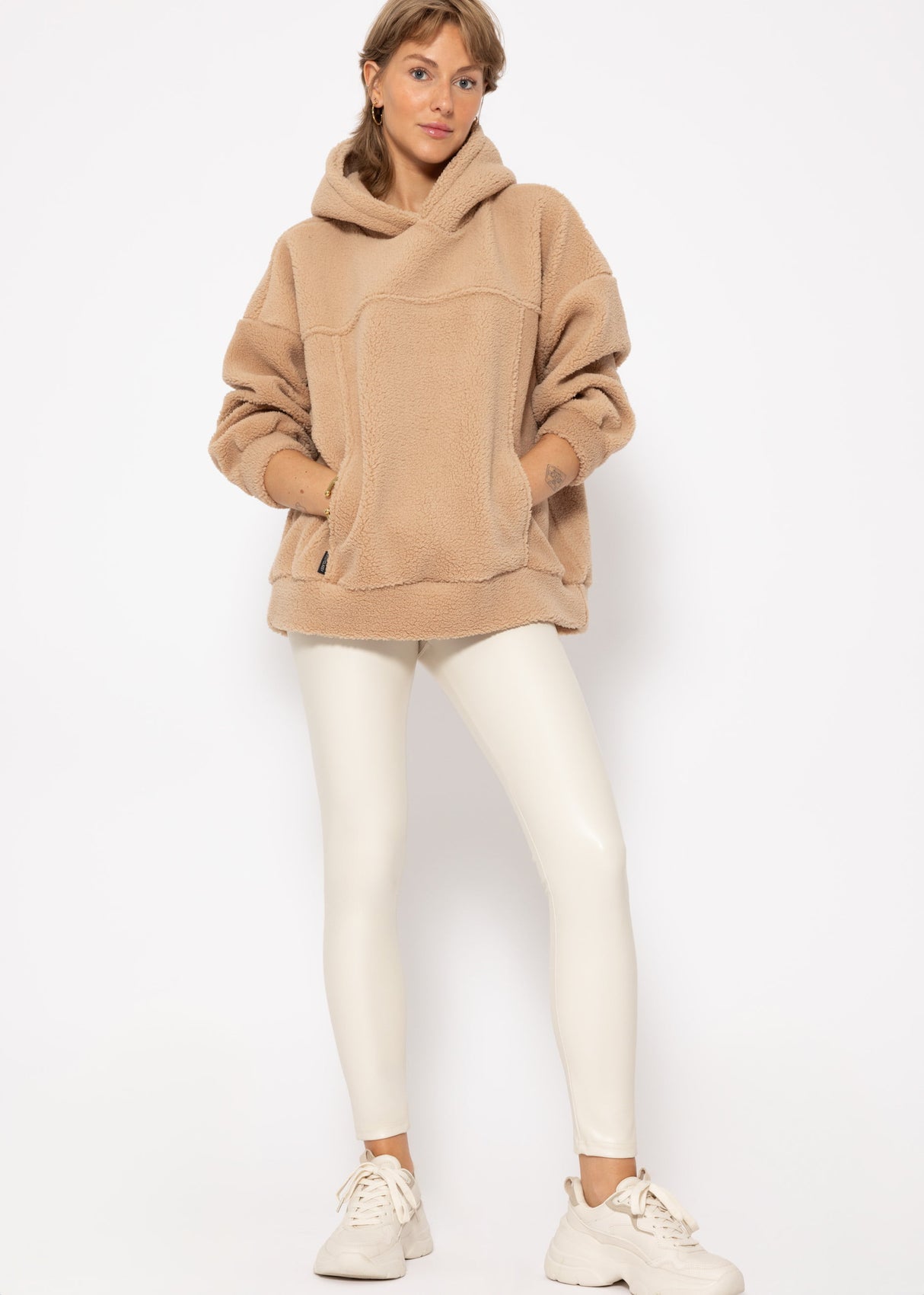 Oversized teddy hoodie with pockets - beige