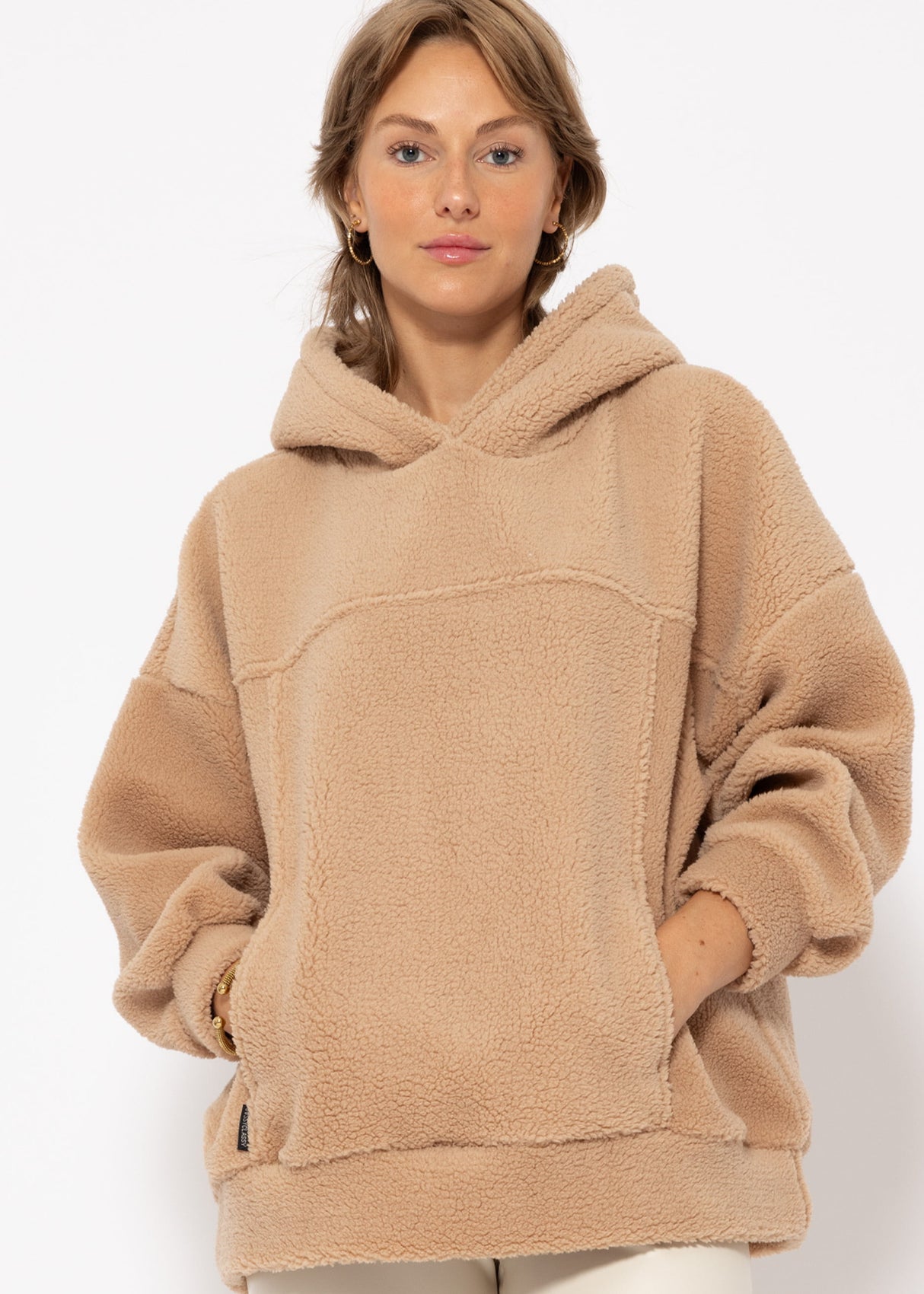 Oversized teddy hoodie with pockets - beige