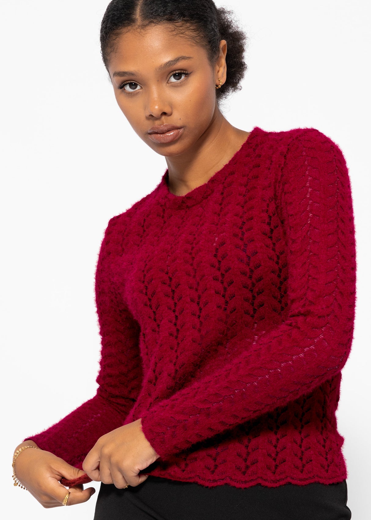 Sweater in extravagant, soft lace - dark red