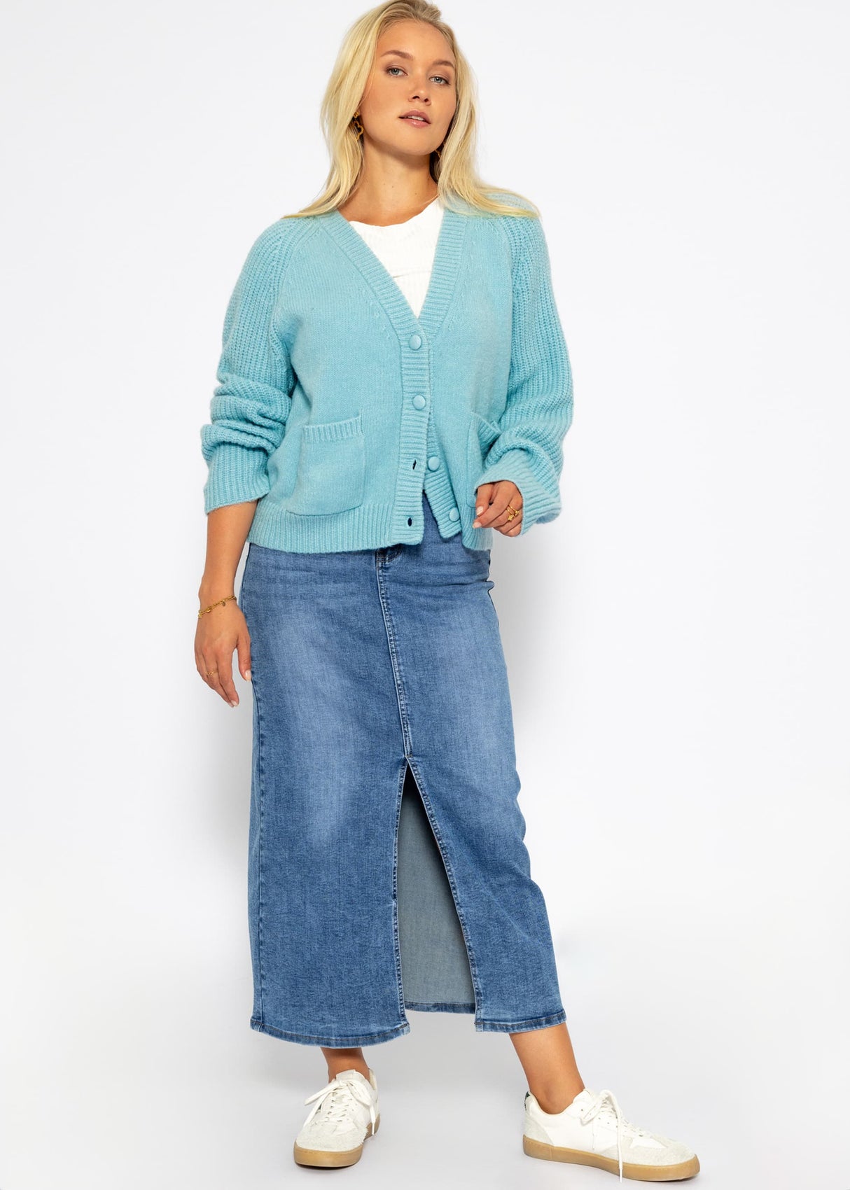 Raglan Cardigan - light blue