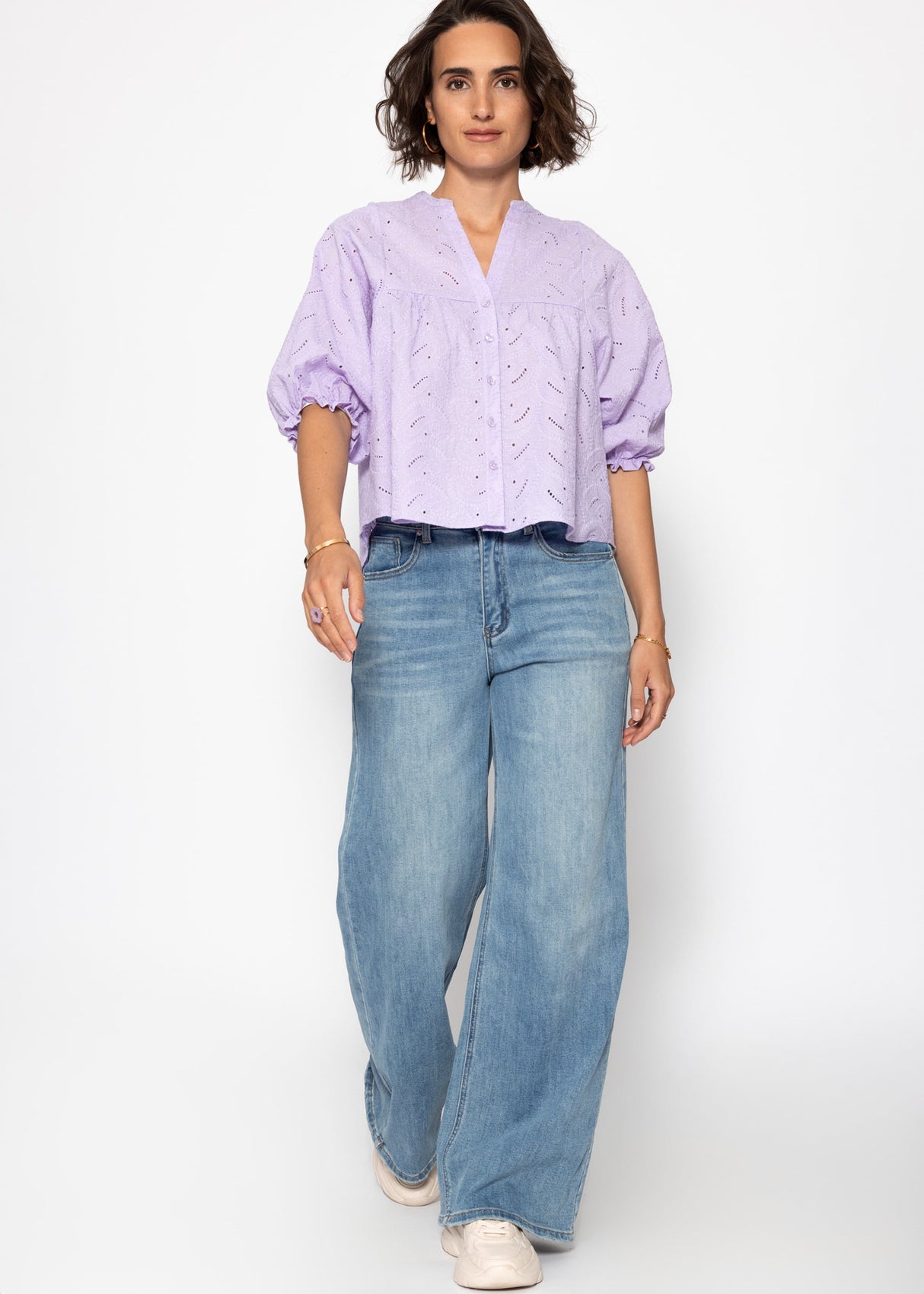 Pointed blouse with short balloon sleeves - lilac