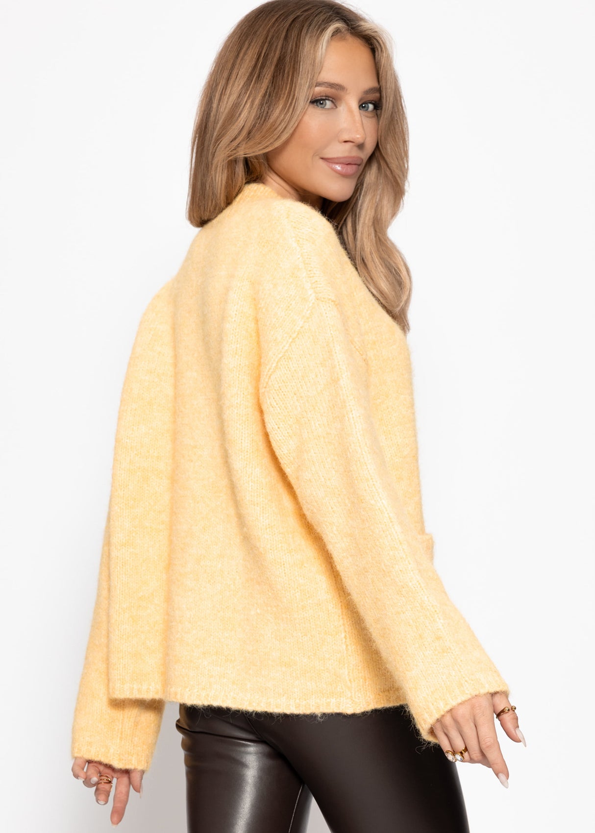Part jacket with bags & large button placket - yellow