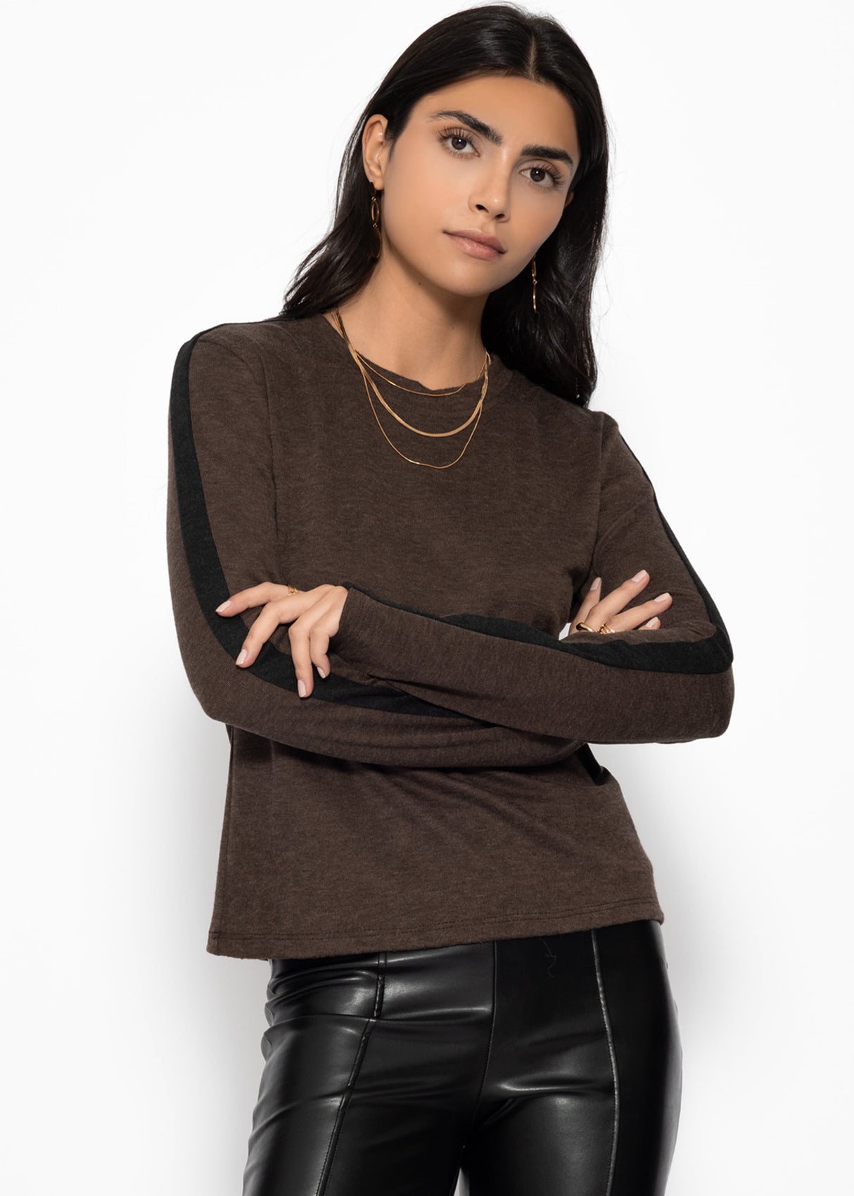 Thermo Langarmshirt mit Kontrast an den Ärmeln - braun