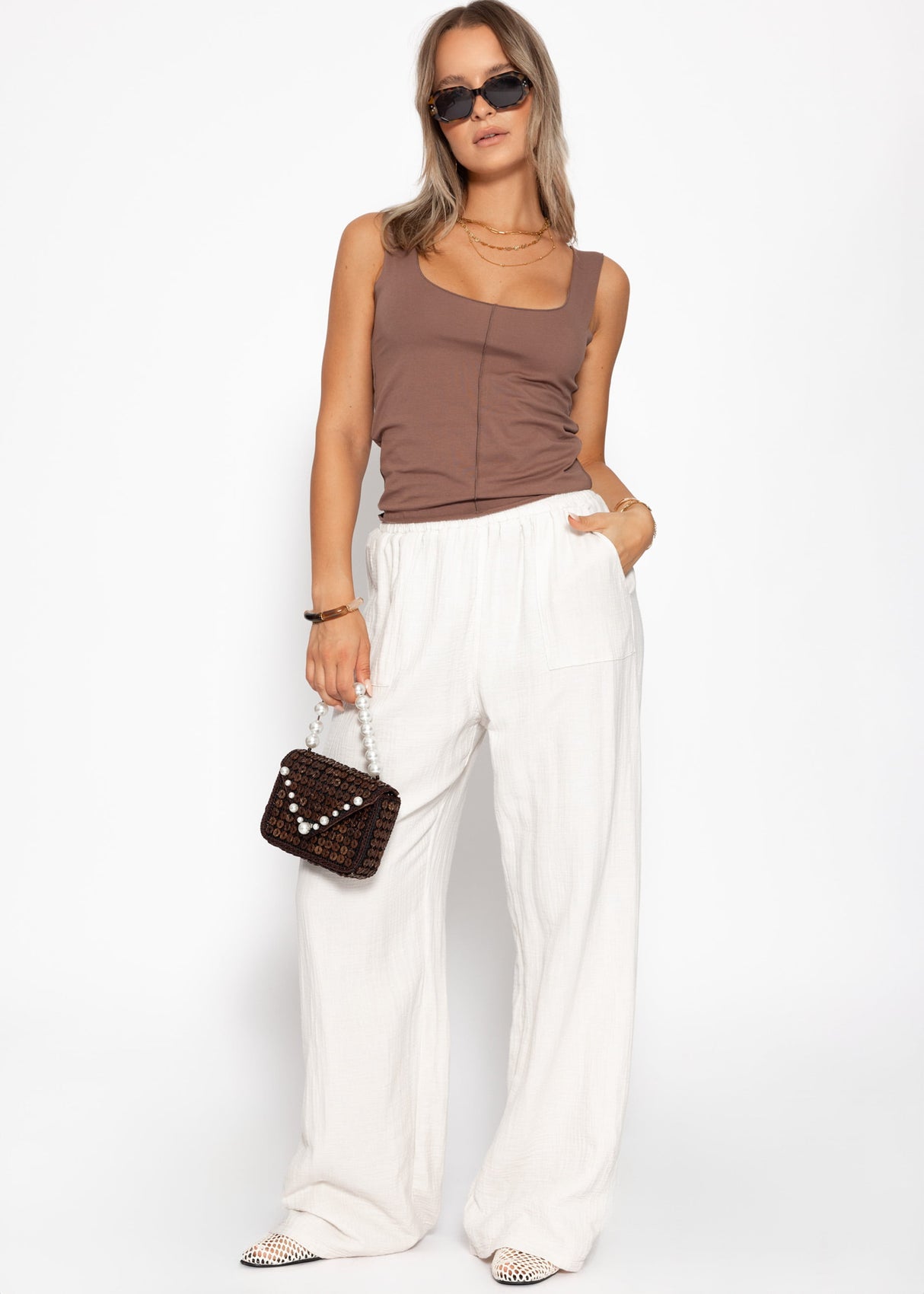Top with decorative seam - brown