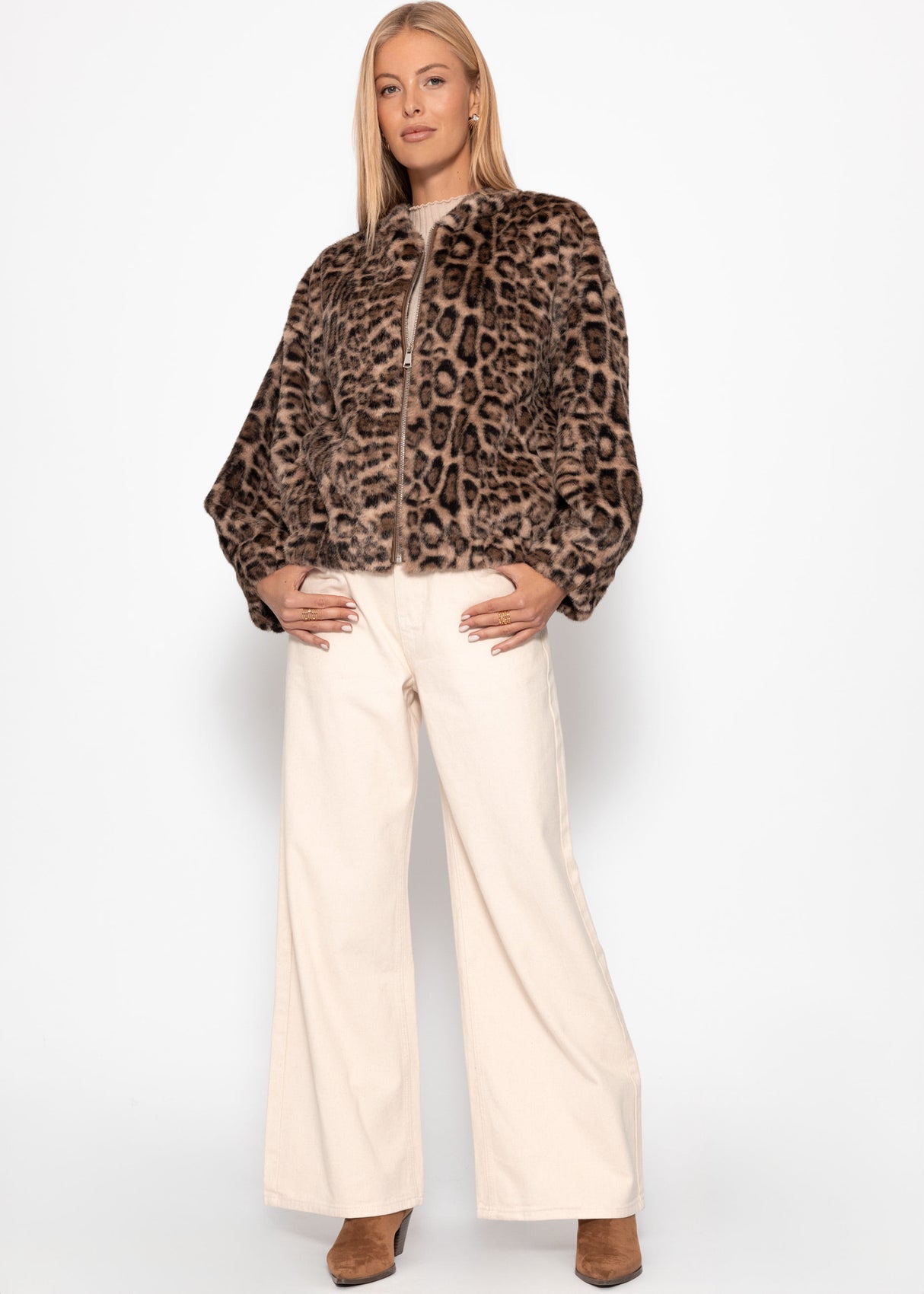 Wide Leg Jeans mit hohem Bund - beige