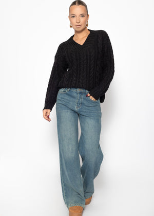 Cold rope sweater with V -neck - black