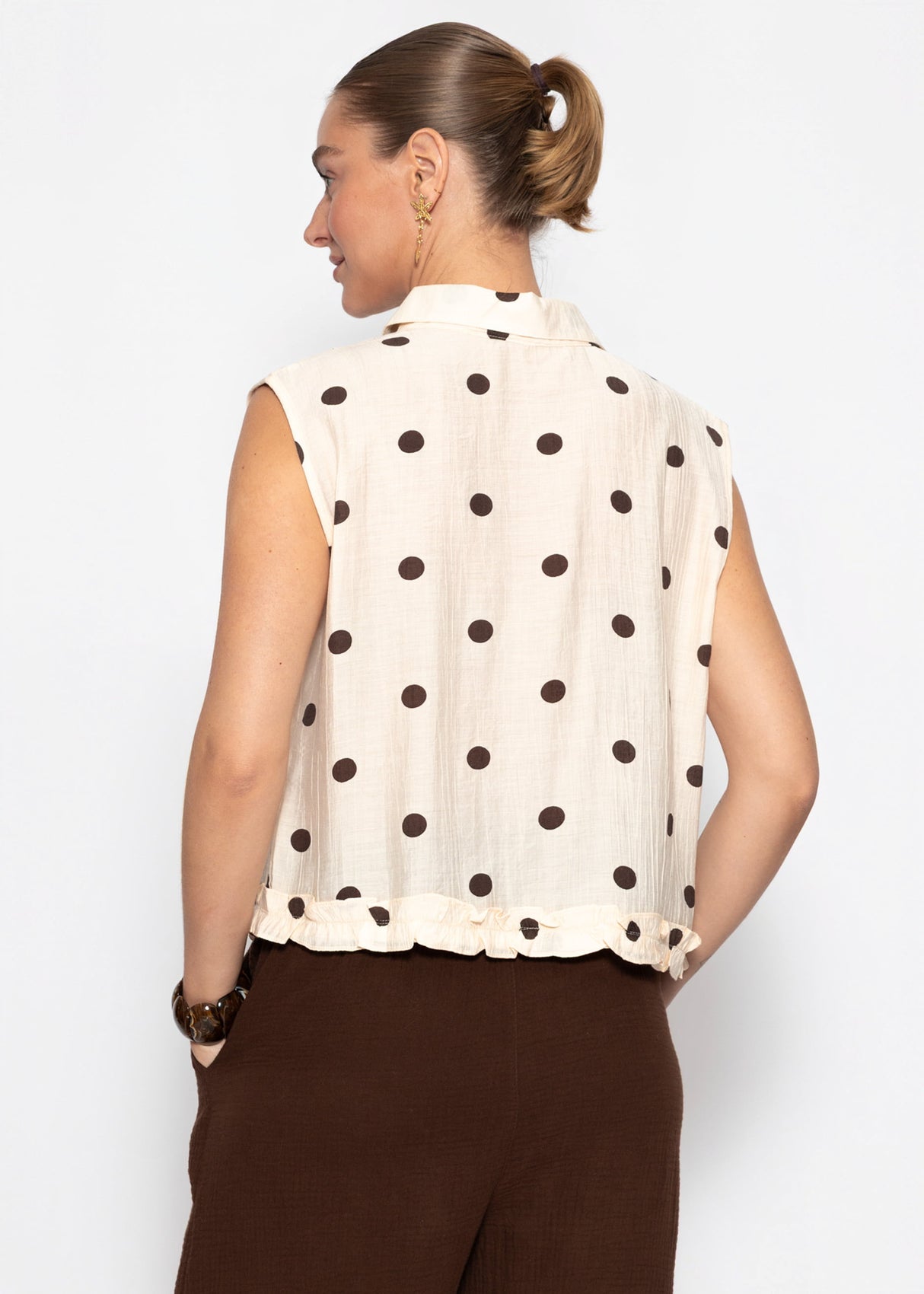 Ärmellose Chiffon Bluse mit Punktemuster - creme