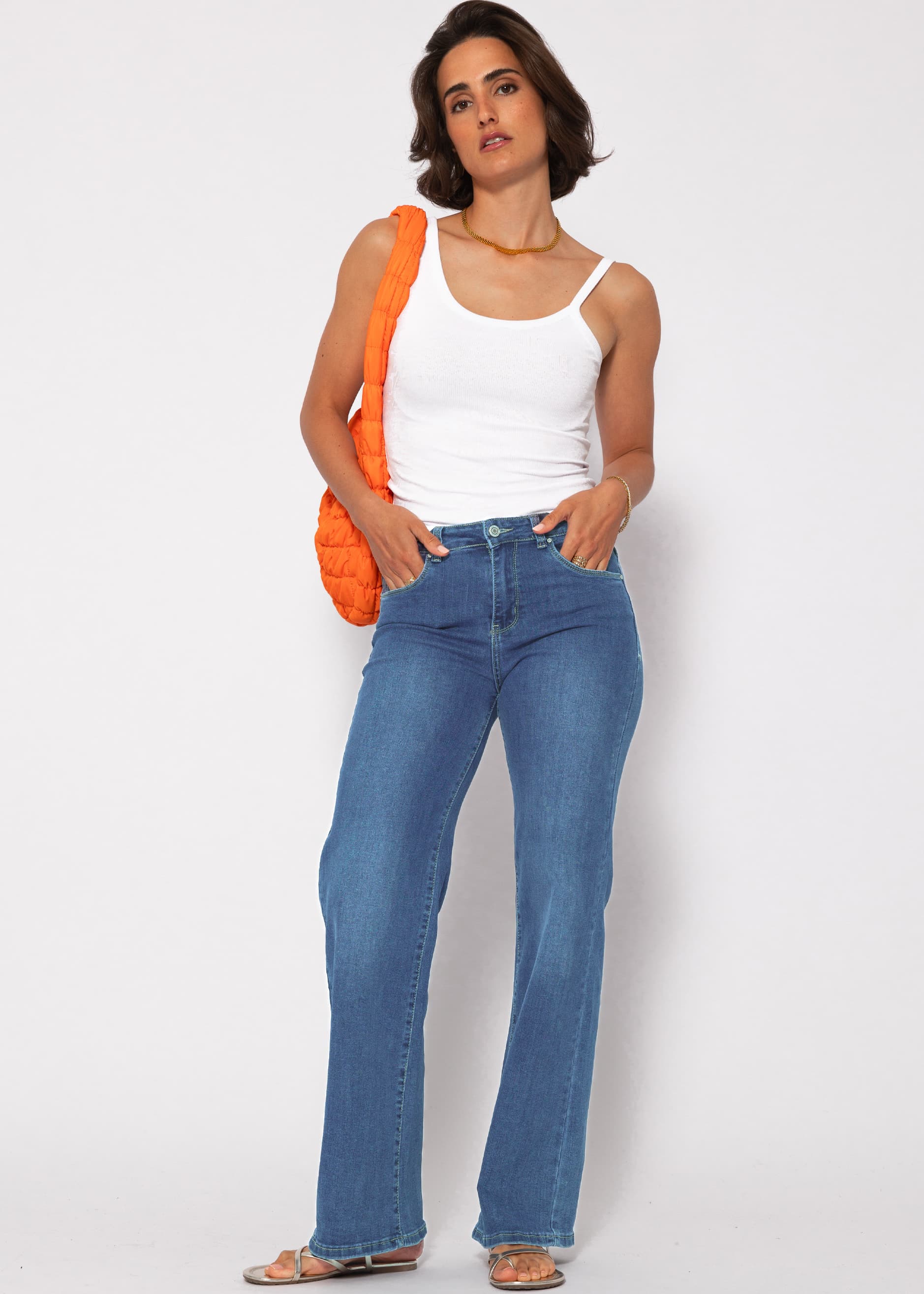 Asymmetric tank top - white – SASSYCLASSY