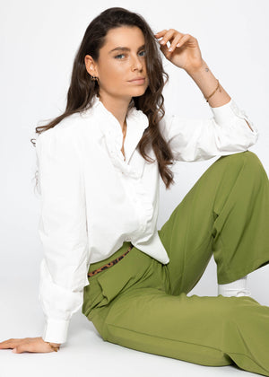 Cotton blouse with ruffles - white