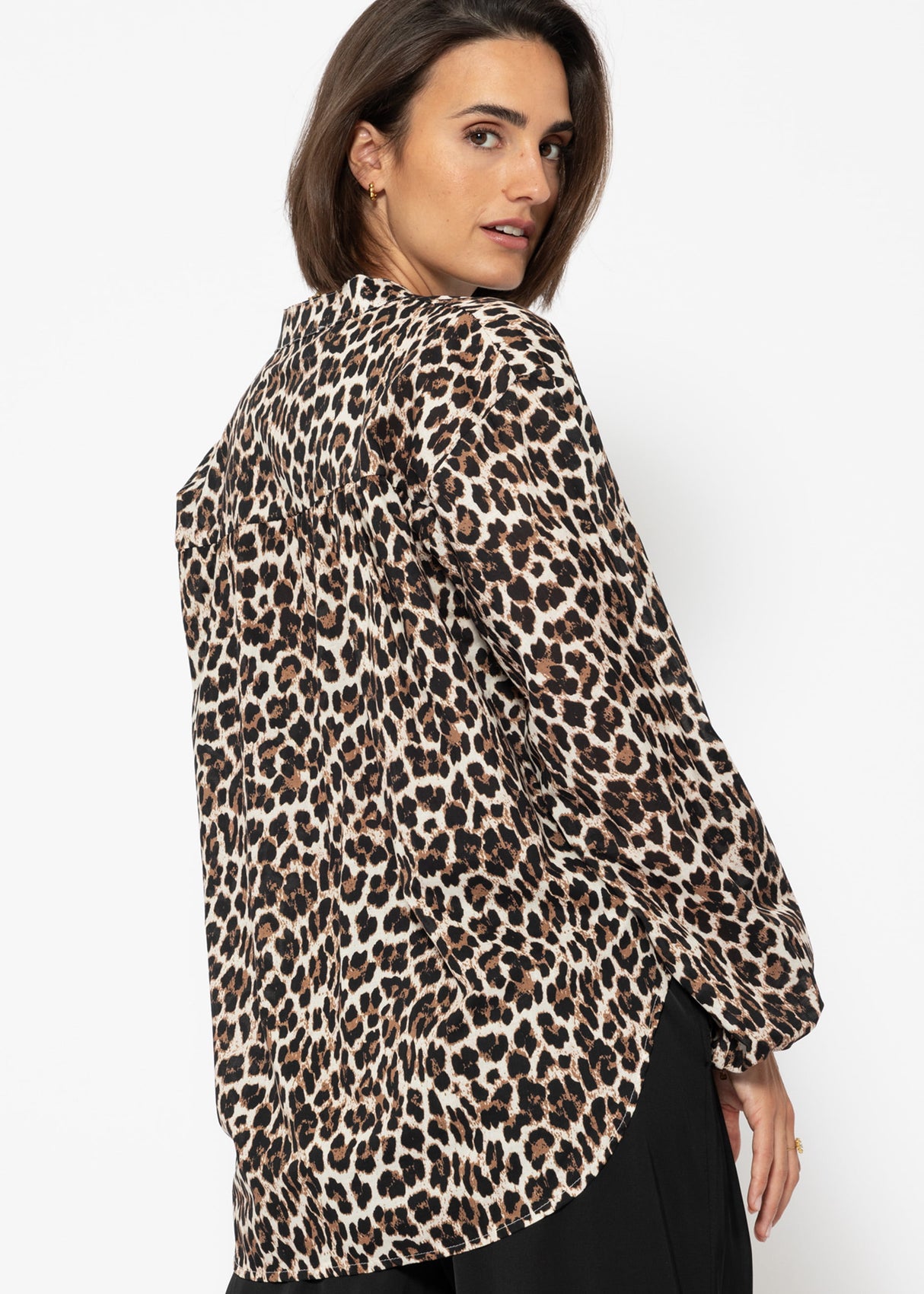 Cotton blouse shirt with leopard print - brown