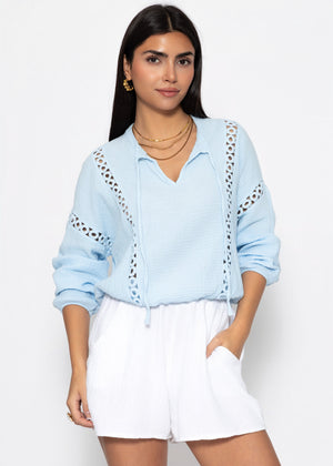 Blouse made of Musselin with lace insert - light blue
