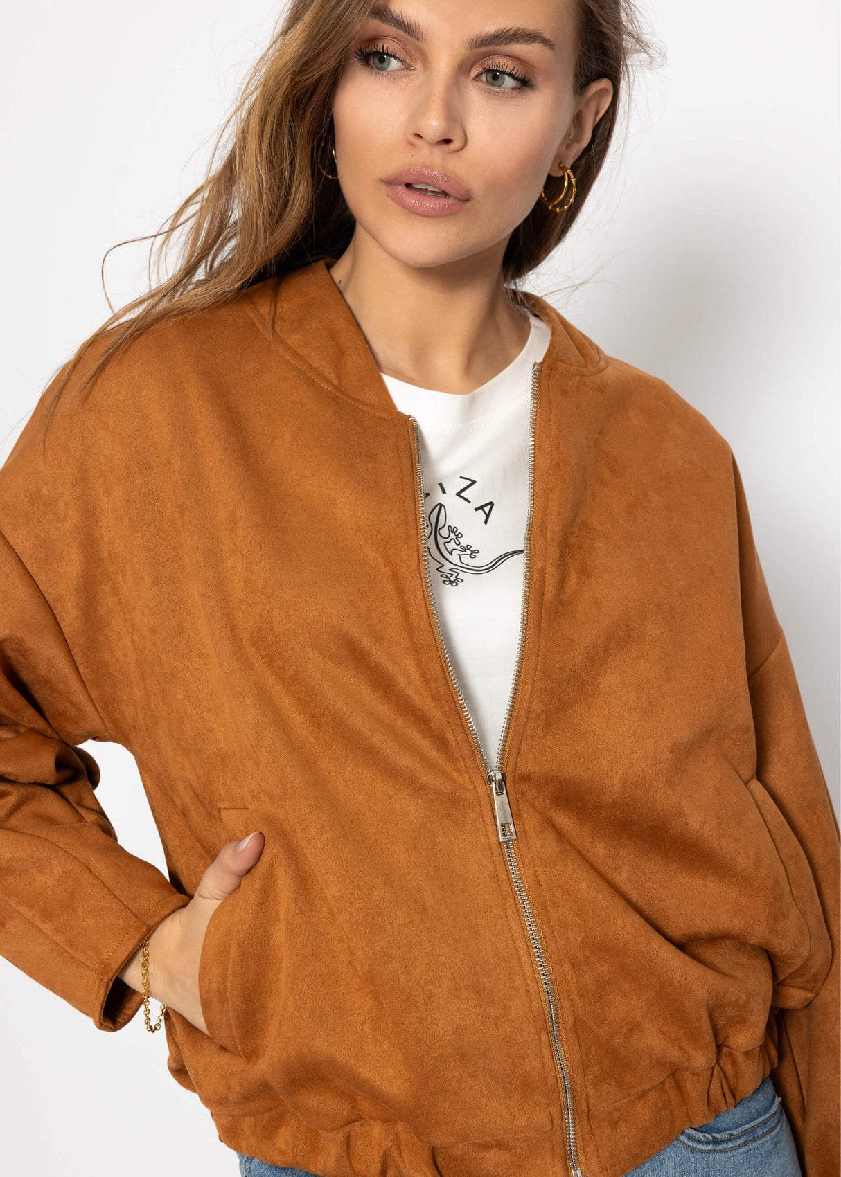 Oversized bomber jacket in suede look - brown