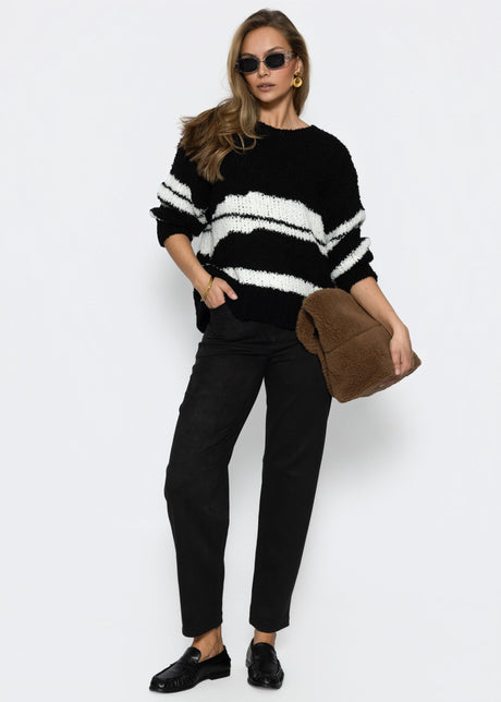 Bouclé Pullover mit Streifenmuster - schwarz