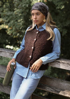 Bouclé-Weste mit Taschen - braun