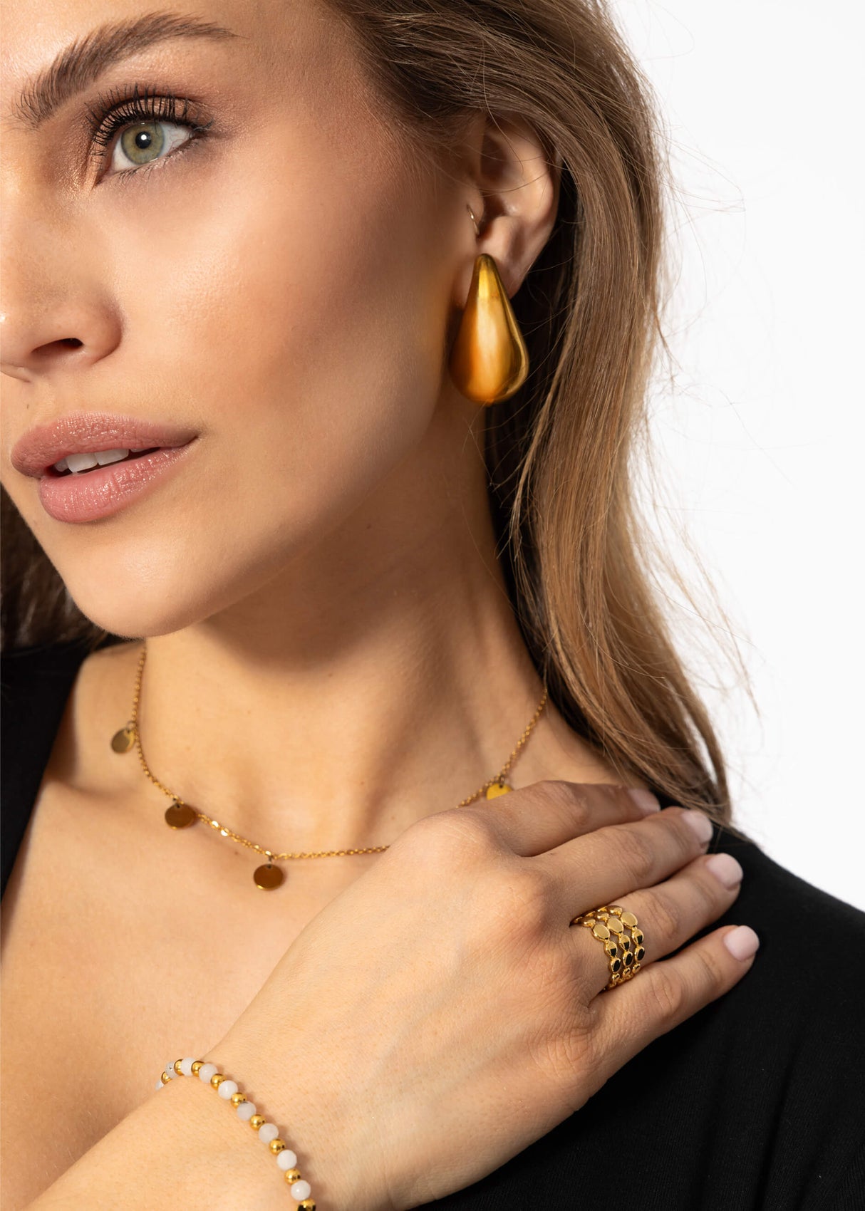 Wide ring, gold