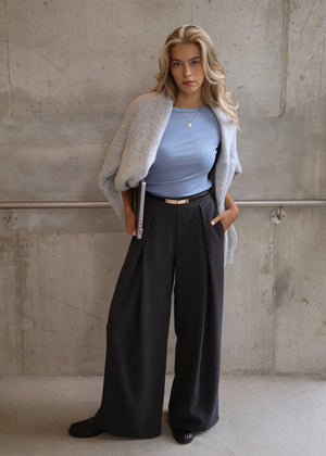 Bundfaltenhose mit weitem Bein - anthrazit
