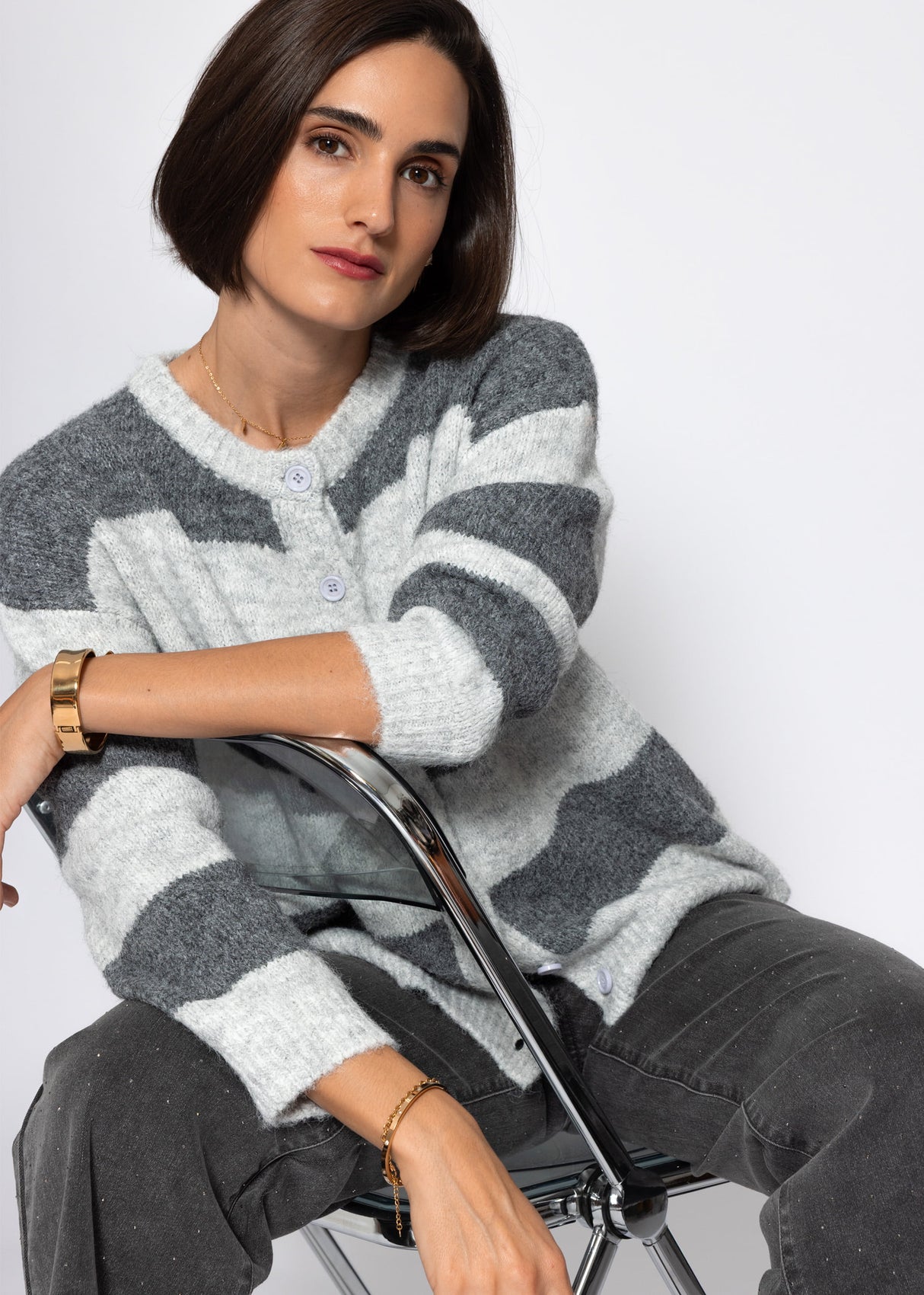 Cardigan with block strips - gray