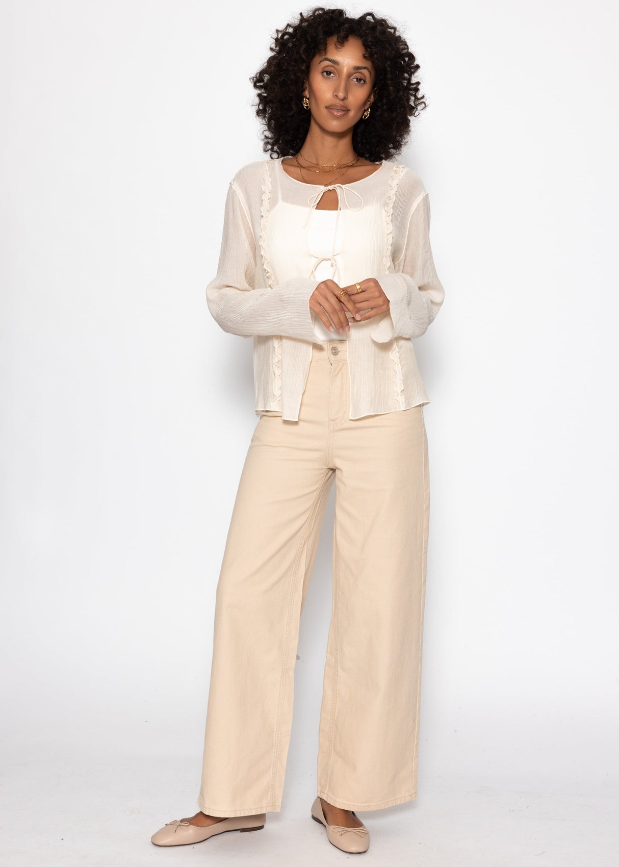 Chiffon Bluse mit Schleifenverschluss - hellbeige