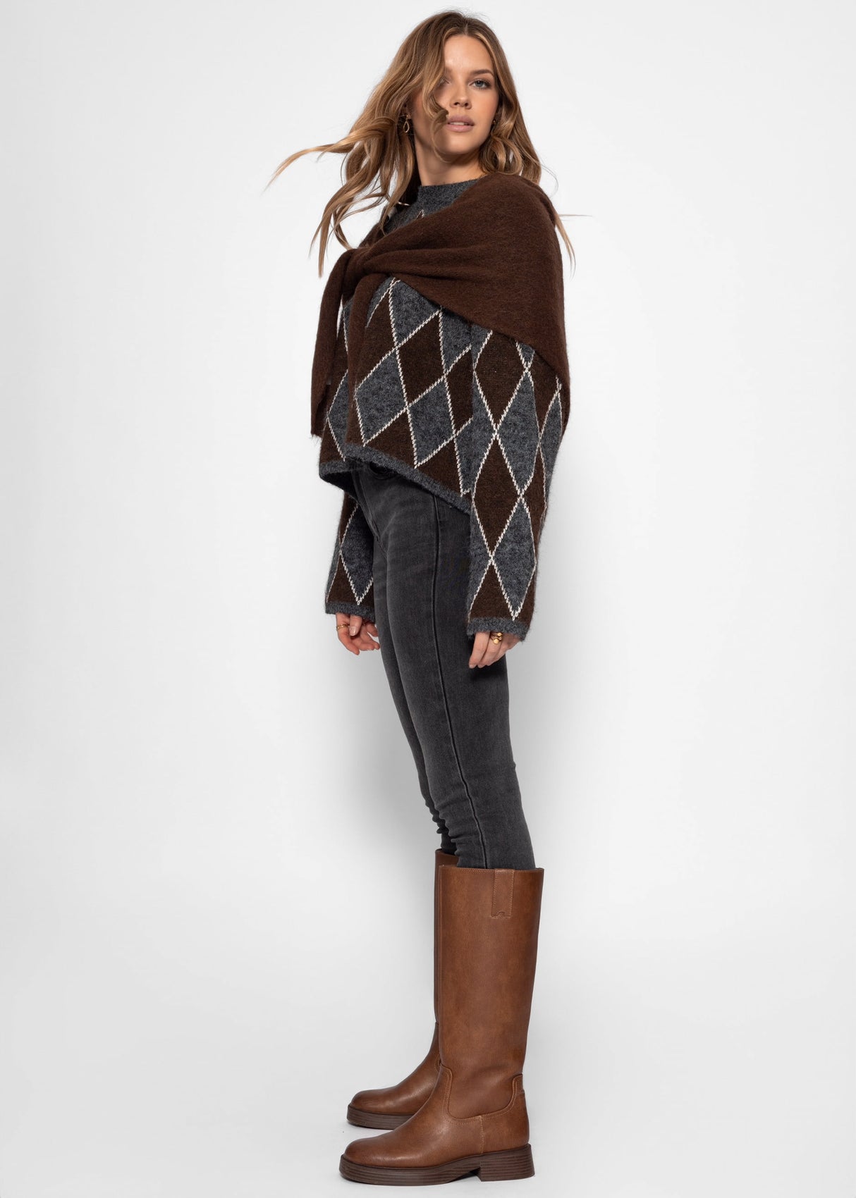 Triangle scarf - brown
