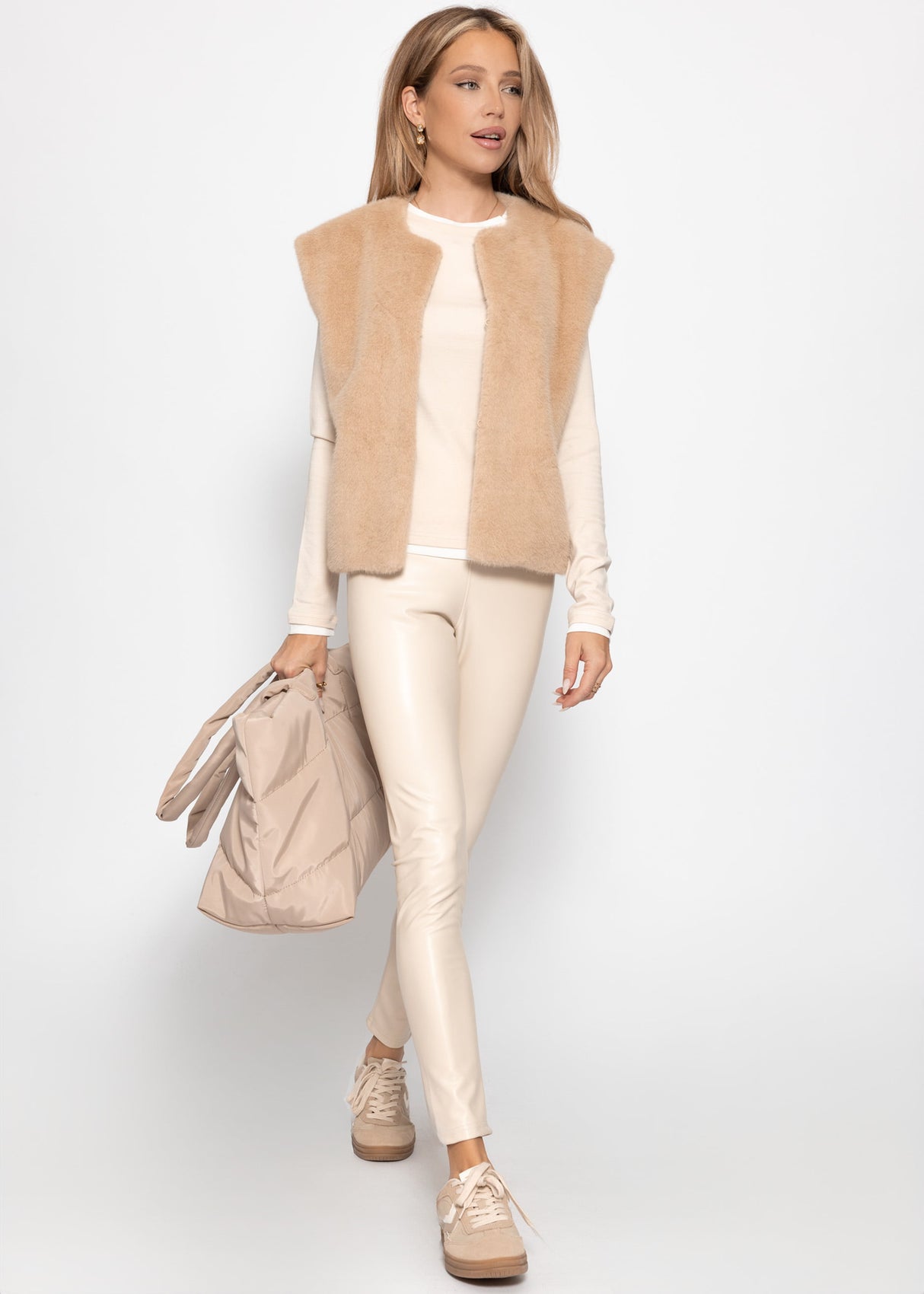 Elegant vest - beige