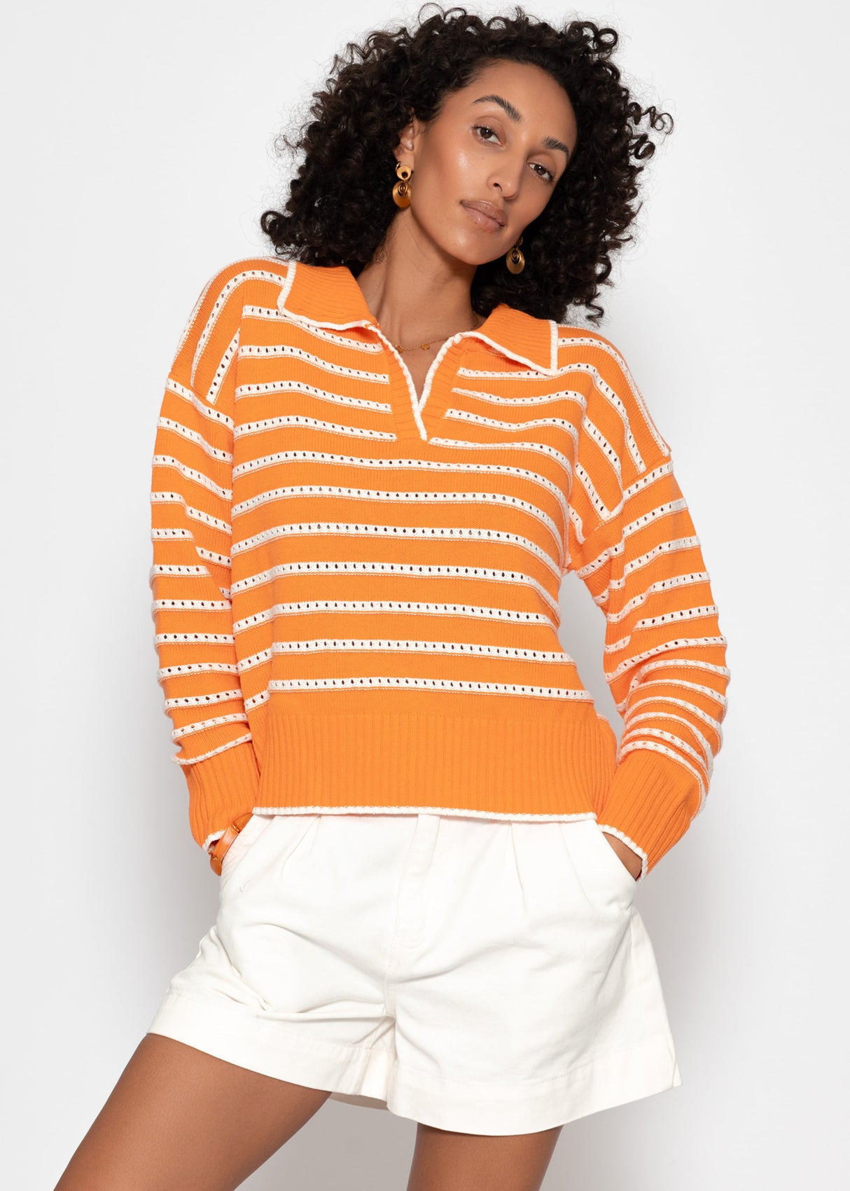 Fine knit sweater with polo collar and openwork stripes - orange