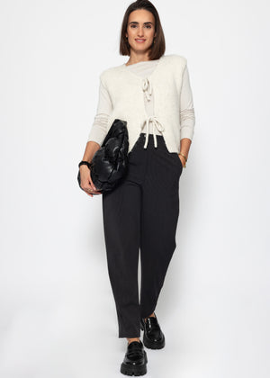 Fluffy, sleeveless knitted vest - off-white