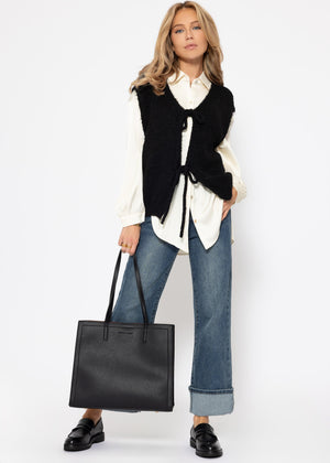 Fluffy, sleeveless knitted vest - black