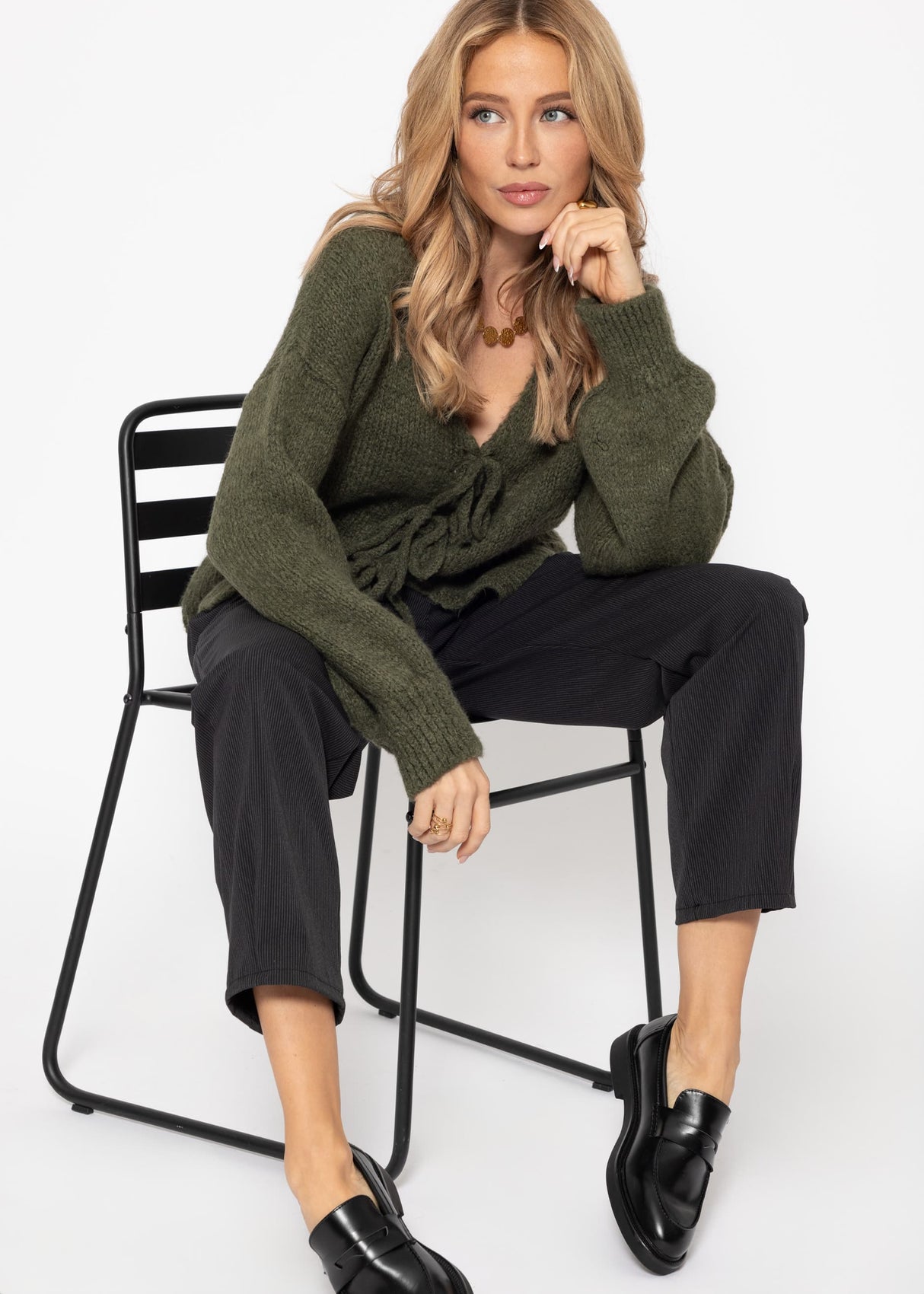Fluffy cardigan with bow closure - khaki