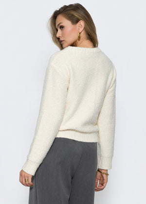 Flauschiger Strickpullover mit Zopfmuster - hellbeige