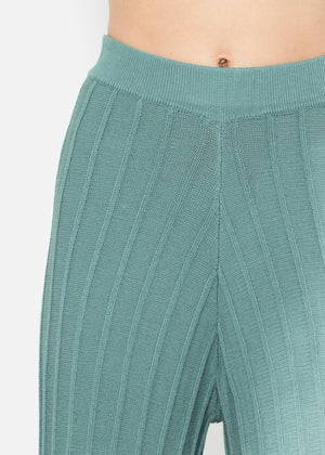 Flowing knitted trousers with ribbed structure - green
