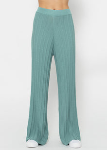 Flowing knitted trousers with ribbed structure - green