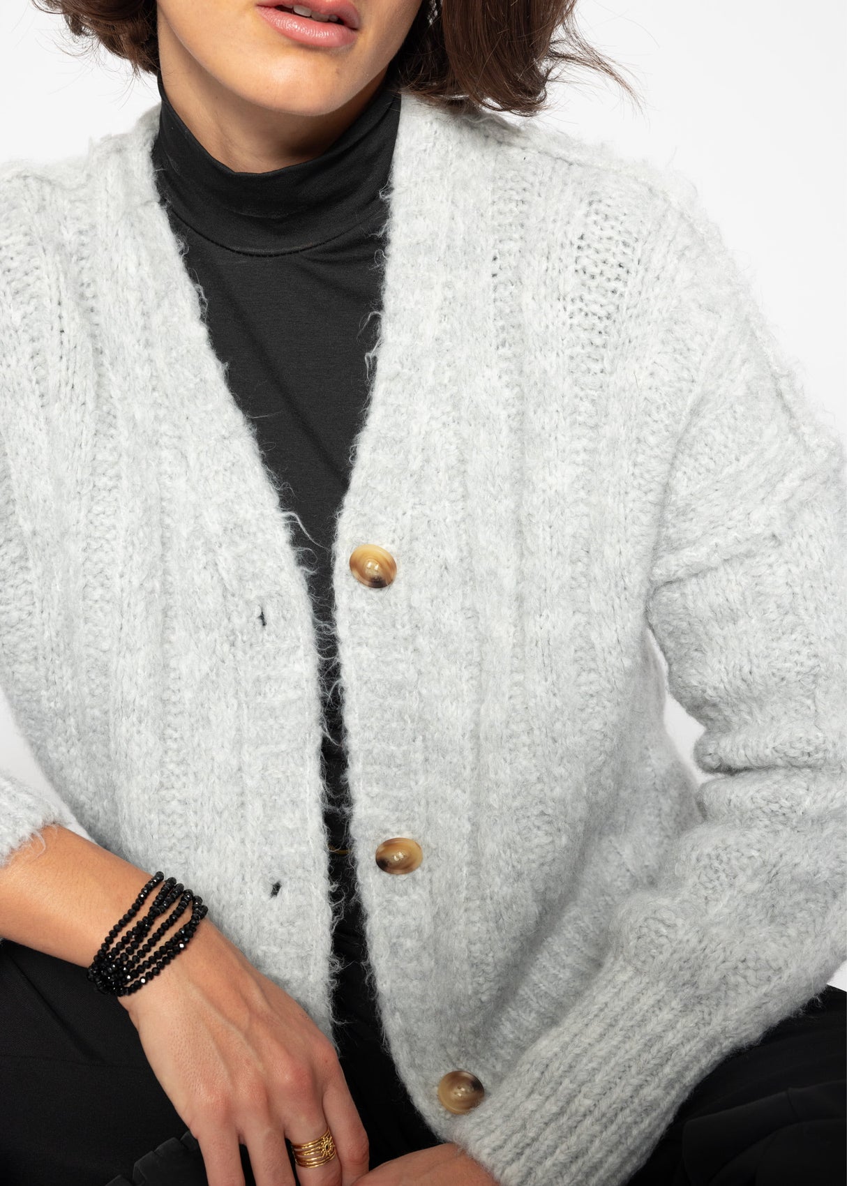 Ribbed knit cardigan with buttons - light grey