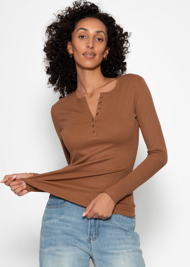 Ribbed long-sleeved top with button placket - brown