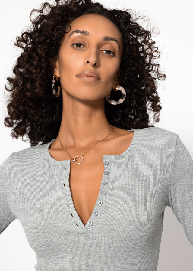 Ribbed long-sleeved top with button placket - grey